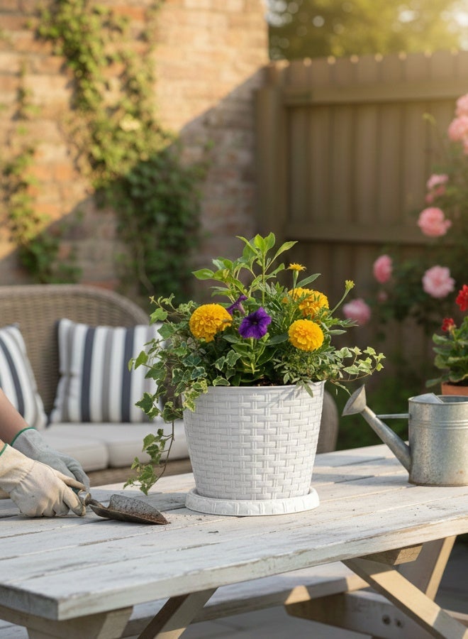 Marcolo Rosa 20cm Rattan Flowerpot, Elegant Rattan Design, Flower Plant Pot (White) - Image 1